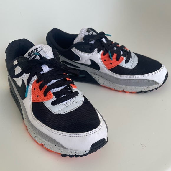 Men’s Nikes shoes size 10 - Picture 5 of 8